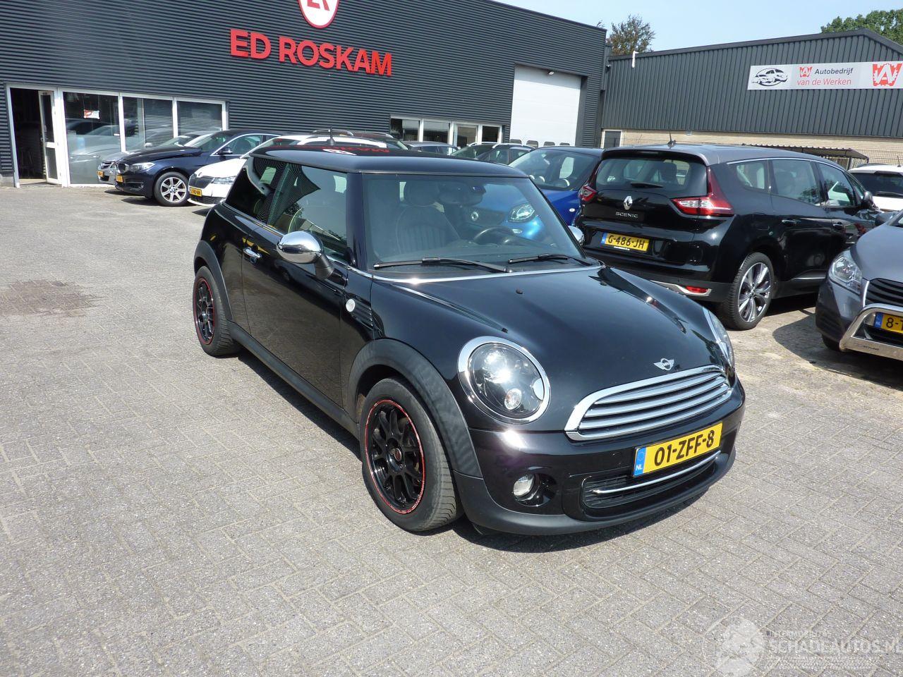 Mini Cooper 1.6 COOPER CHILI LEER