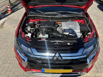Mitsubishi Outlander 2.4 PHEV Intense  Plug in Hybrid picture 16