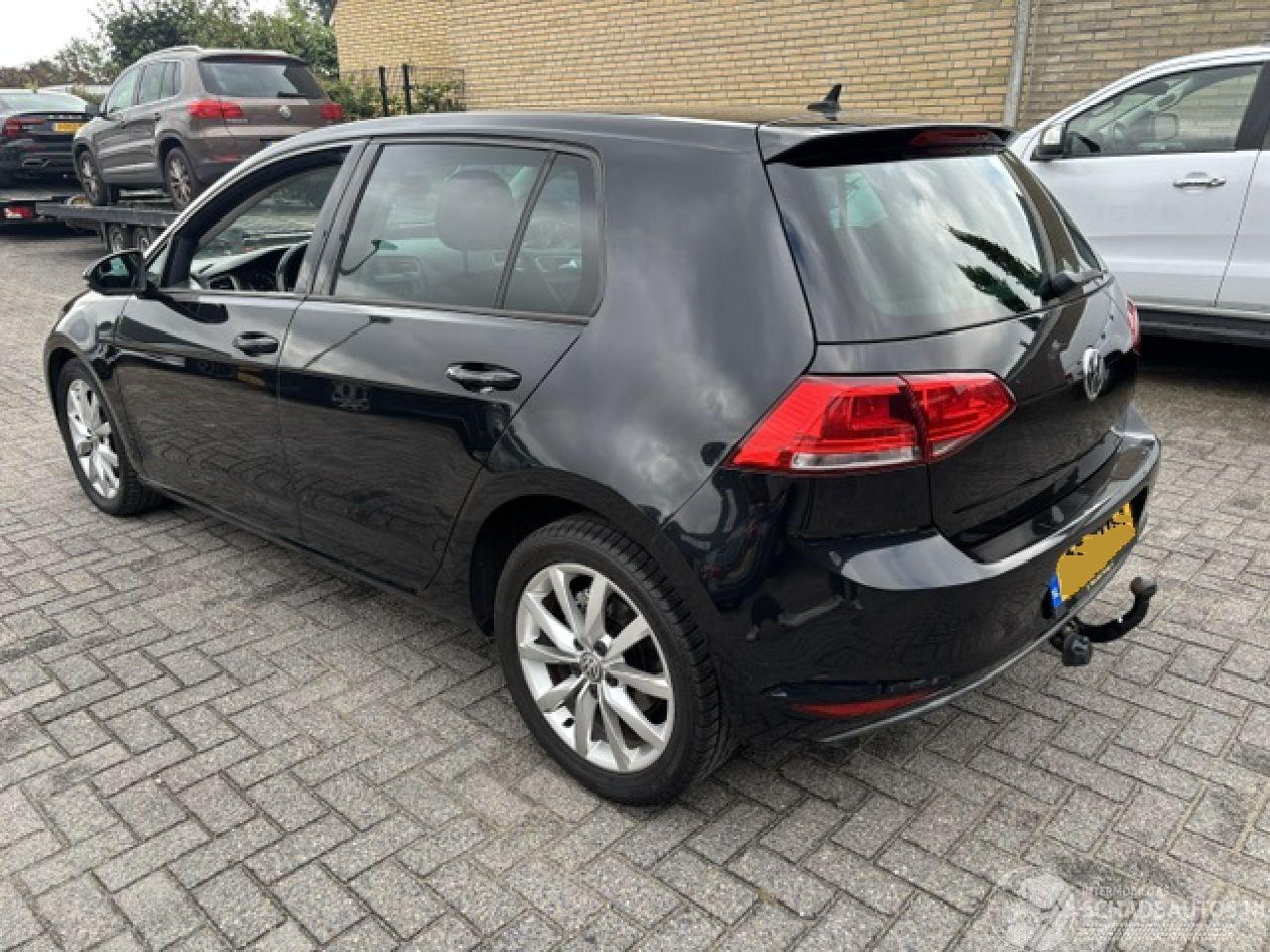 Volkswagen Golf 1.2 TSI 5-drs airco NAP