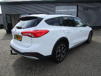 Unfallwagen Ford Focus wagon 1.5 EcoBlue ST Line Business 2020/3