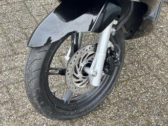 Honda PCX 125  picture 11