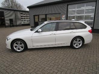 BMW 3-serie 316D Touring Executive picture 2