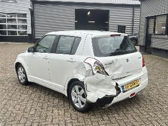 Suzuki Swift 1.3 Shogun picture 3