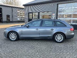 Audi A4 Avant 2.0 TDI Ultra Advance Sport picture 2