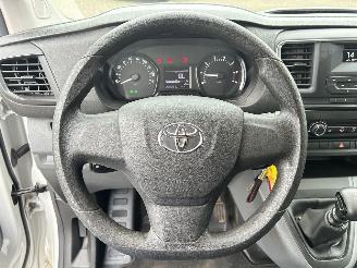 Toyota ProAce Shuttle 1.5 D-4D Cool Comfort Medium 9 personen Incl BTW. picture 19