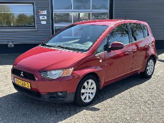 Vaurioauto  passenger cars Mitsubishi Colt 1.3 Edition Two 5drs 2010/3