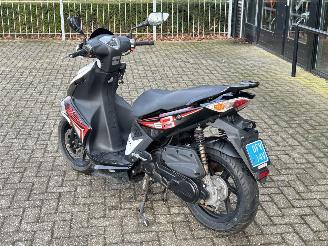Kymco  Super8 picture 3