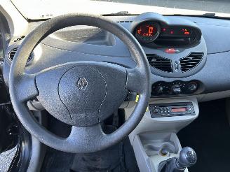 Renault Twingo 1.2 Night & Day picture 14