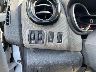 Renault Trafic 1.6 dCi T27 L1H1 Luxe Energy picture 17