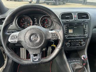 Volkswagen Golf 2.0 GTI picture 16