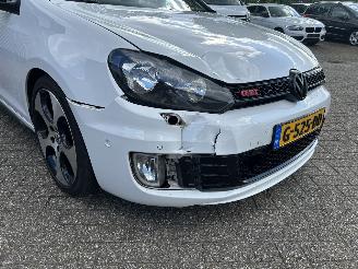 Volkswagen Golf 2.0 GTI picture 29