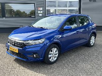 uszkodzony samochody osobowe Dacia Sandero Stepway 1.0 TCE 100 BI-F Comfort 2022/1