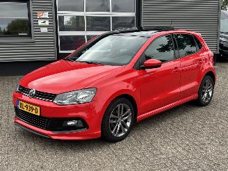 Vaurioauto  passenger cars Volkswagen Polo 1.2 TSI R-line 2016/10