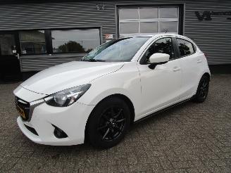krockskadad bil auto Mazda 2 1.5 Skyactiv-G 5drs 2015/9
