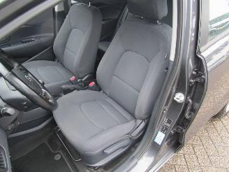 Kia Rio 1.2 CVVT Business Line 5drs picture 11