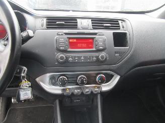 Kia Rio 1.2 CVVT Business Line 5drs picture 16
