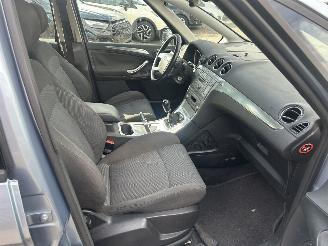 Ford S-Max 2.0-16V picture 11