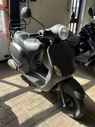 Yamaha  Partij 5 scooters picture 12