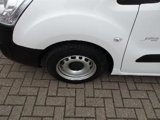 Peugeot Partner 120 1.6 BlueHDi 100 L1 Premium S&S airco picture 18