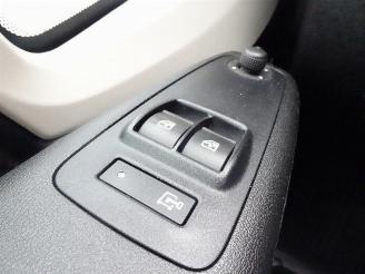 Peugeot Boxer 330 2.2 HDI L2H2 XR 3 zits airco picture 20