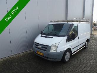 Tweedehands bestelwagen Ford Transit 260S 2.2 TDCI Economy Edition airco 3 zits 2010/10