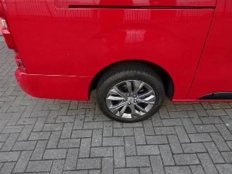 Peugeot Expert 231L 2.0 BlueHDI 180 DC Premium 180 PK LEER picture 33