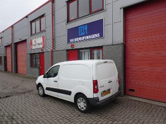Citroën Berlingo 1.6 HDI 500 Club 3zitter picture 2