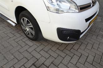 Citroën Berlingo 1.6 BlueHDI 120 Club S&S 3 zits navi clima picture 17