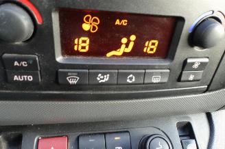 Citroën Berlingo 1.6 BlueHDI 120 Club S&S 3 zits navi clima picture 11