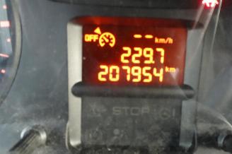 Citroën Berlingo 1.6 BlueHDI 120 Club S&S 3 zits navi clima picture 28