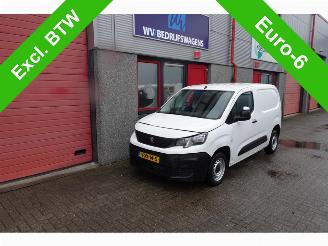 Schadeauto Peugeot Partner 1.5 BlueHDI Pro airco 2020/1