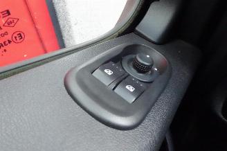 Opel Movano 2.3 CDTI BiTurbo L4 maxi koffer met laadklep 3 pers 145378 km !!!!!!! picture 22