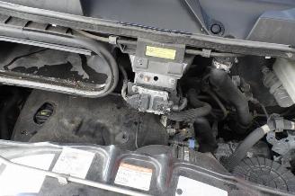 Peugeot Boxer 330 2.2 BlueHDi 120 L2H1 Premium airco picture 27