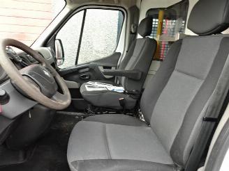 Renault Master T35 2.3 dCi L2H2 airco omvormer standkachel picture 17