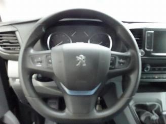 Peugeot Expert 231L 2.0 BlueHDI 150 Premium Pack airco 3 zits picture 11