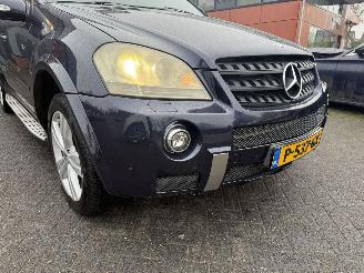 Mercedes ML 320 CDI  AUTOMAAT (SUV 5-dr.) picture 30