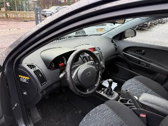 Kia Cee d 1.6 X-tra (Stationwagen 5-dr.) picture 15