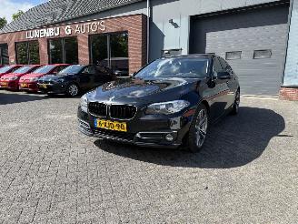 damaged passenger cars BMW 5-serie 520i Last Minute Edition (Sedan 4-dr.) 2014/8