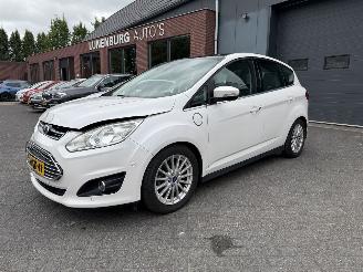 damaged passenger cars Ford C-Max 2.0 Plug-in Hybrid Titanium Plus (MPV 5-dr.) 2015/3