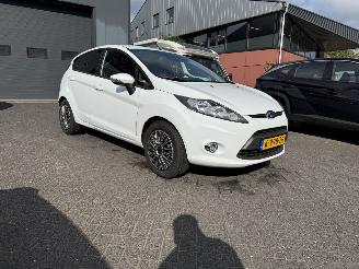 Ford Fiesta 1.25 Trend (Hatchback 5-dr.) picture 31