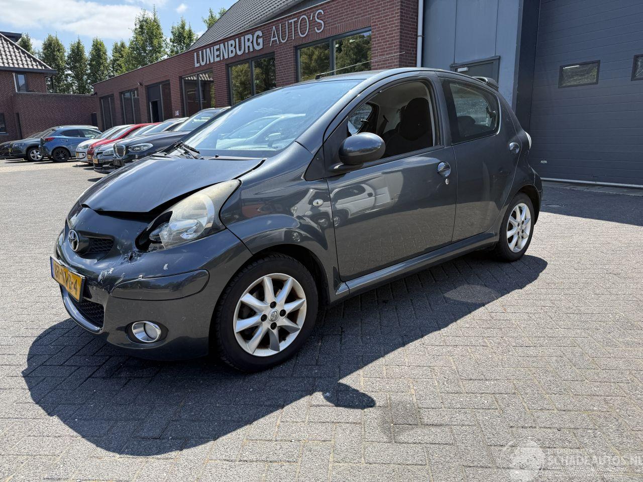 Toyota Aygo 1.0-12V Comfort AUTOMAAT (Hatchback 5-dr.)