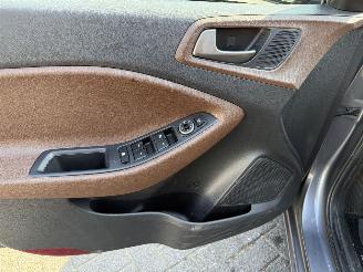 Hyundai I-20 1.0 T-GDI Comfort (Hatchback 5-dr.) picture 19
