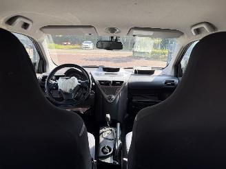 Toyota iQ 1.0 VVTi Aspiration  AUTOMAAT (Hatchback 3-dr.) picture 25