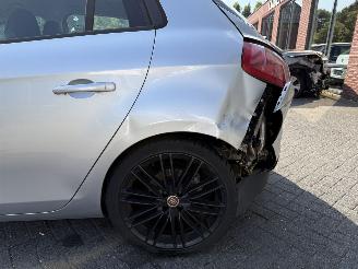 Fiat Bravo 1.4 T-Jet Dynamic (Hatchback 5-dr.) picture 15