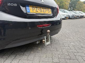 Peugeot 208 1.6 BlueHDi Active (Hatchback 5-dr.) picture 10
