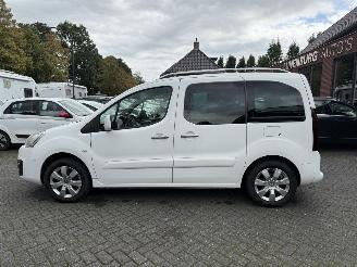 Citroën Berlingo 1.2 PureTech Feel (MPV 5-dr.) picture 2