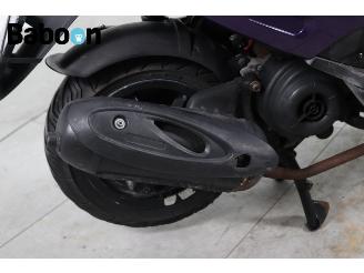 Piaggio  Zip 45KM picture 13