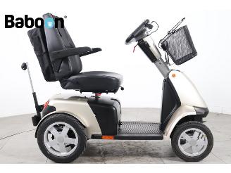 Tweedehands auto    2025/4