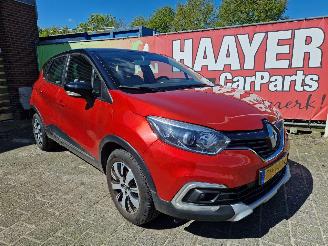 Coche accidentado Renault Captur 0.9 tce zen 2017/12