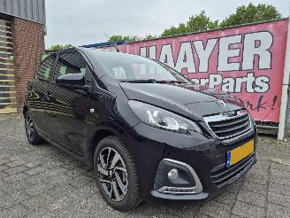 Voiture accidenté Peugeot 108 1.0 e-VTI Allure Key Less 2018/11